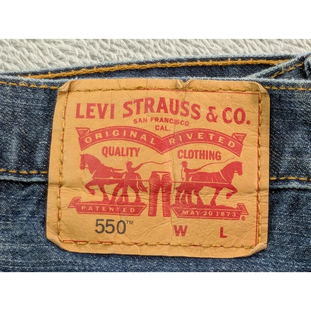 Levis 550 Relaxed Fit Tapered Leg Blue Denim Jeans Mens 46x30 Medium Wash
